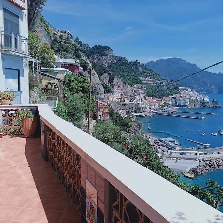 Bouganville & Sea Amalfi Bagian luar foto